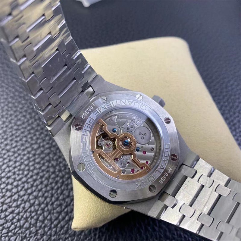 オーデマピゲ ロイヤルオーク パーペチュアルカレンダー世界限定50本 26574PT.OO.1220PT.01 - 浦山時計店