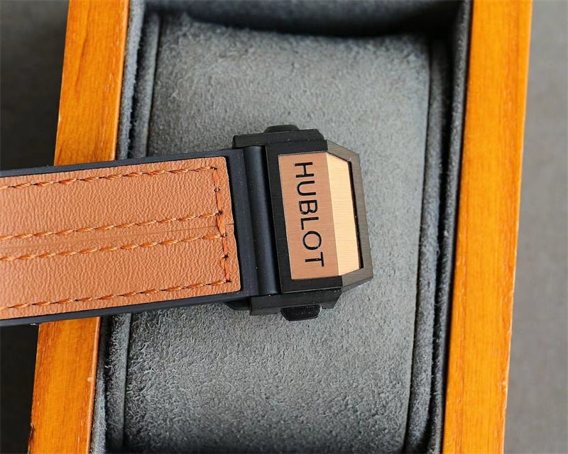 ウブロビッグバン フェラーリ キングゴールドカーボン 世界限定500本 401.OQ.0123.VR - 浦山時計店