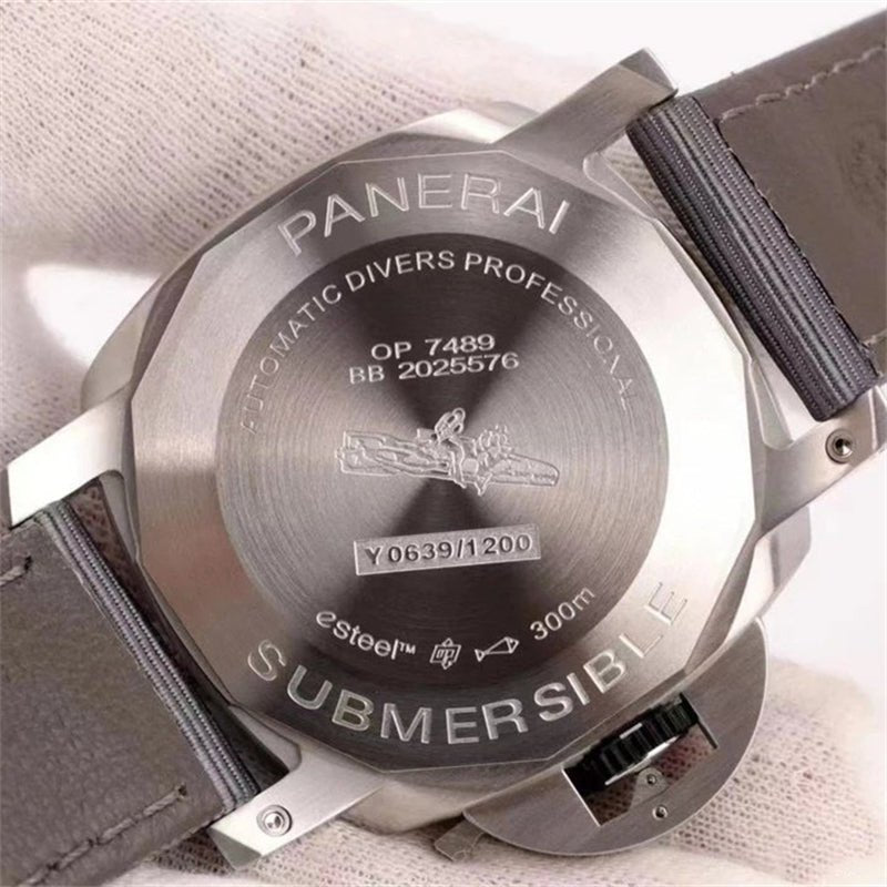 パネライ サブマーシブル クアランタクアトロPAM01288 - 浦山時計店