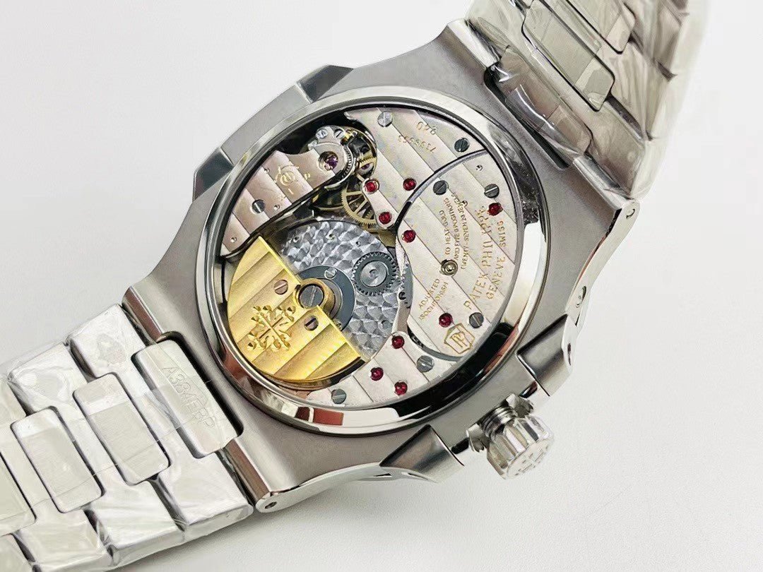 PATEK PHILIPPEパテック・フィリップ ノーチラス パワーリザーブ&ムーン 5712/1A-001 - 浦山時計店