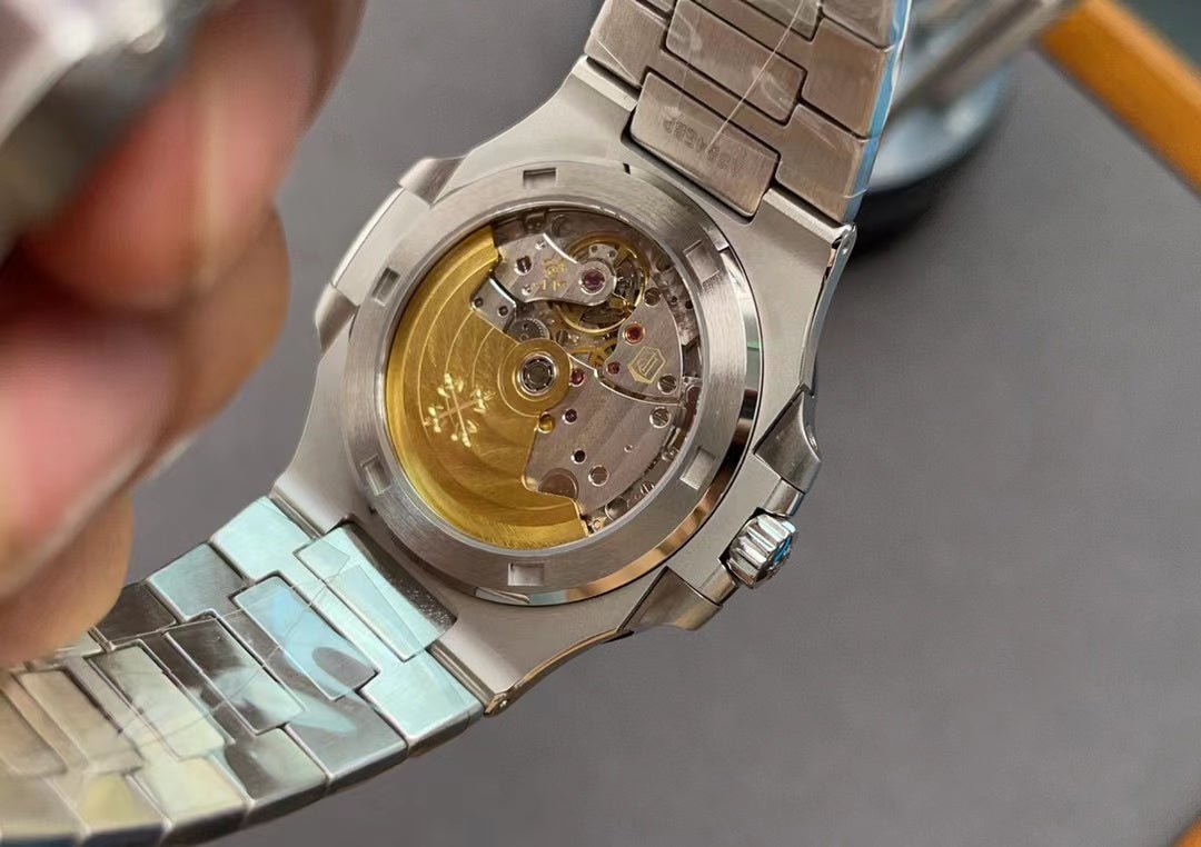 パテックフィリップ(PATEK PHILIPPE)ノーチラス 5811/1G-001 - 浦山時計店