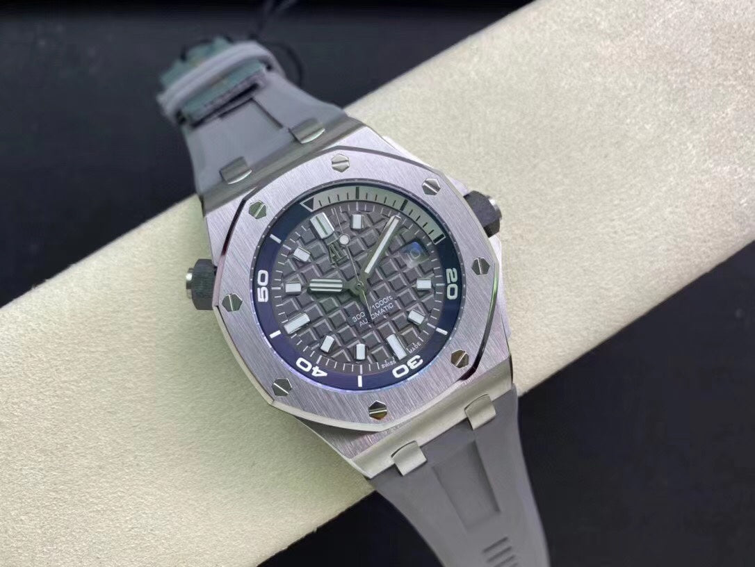 2021年 オーデマ ピゲ新作 ロイヤル オーク オフショア ダイバー 15720ST.OO.A009CA.01 - 浦山時計店