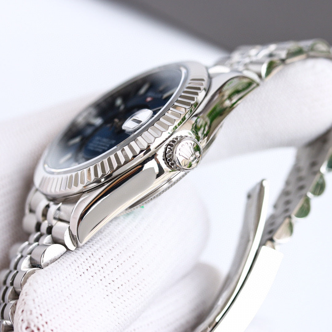 ロレックス スカイドゥエラー 326934