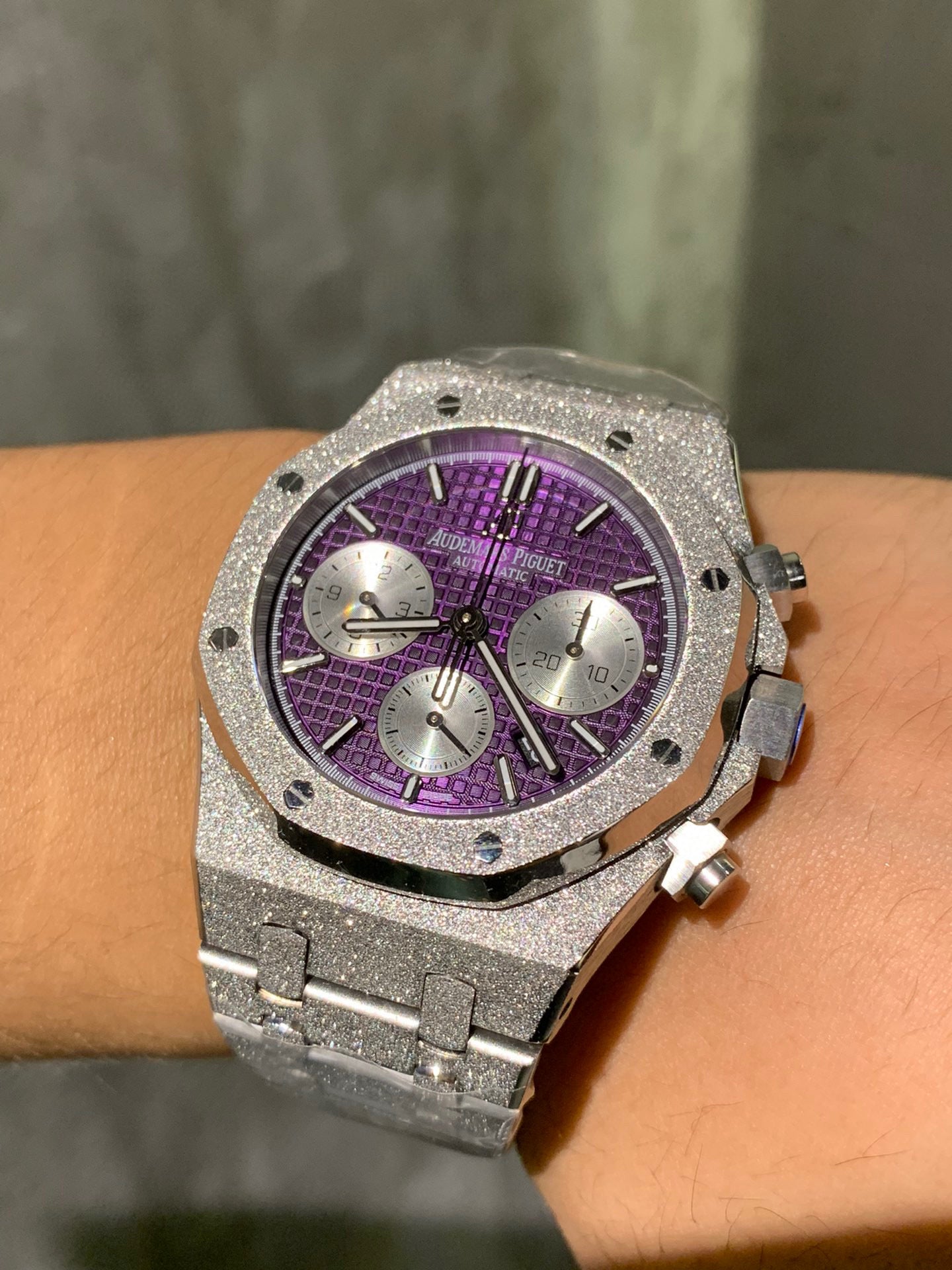 オーデマ・ピゲ ロイヤル オーク クロノグラフ フロステッドゴールド 26331BC.GG.1224BC.01