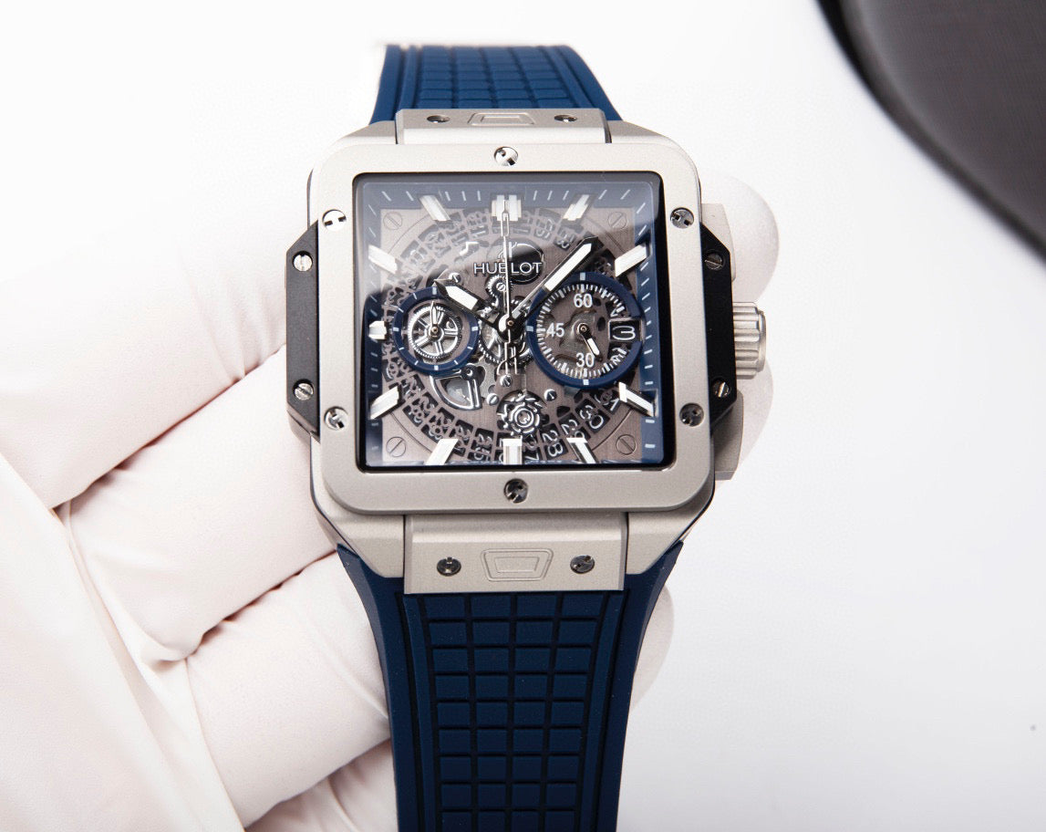 ウブロ HUBLOT スクエア・バンウニコ チタニウム ブルーセラミック821.NL.5170.RX