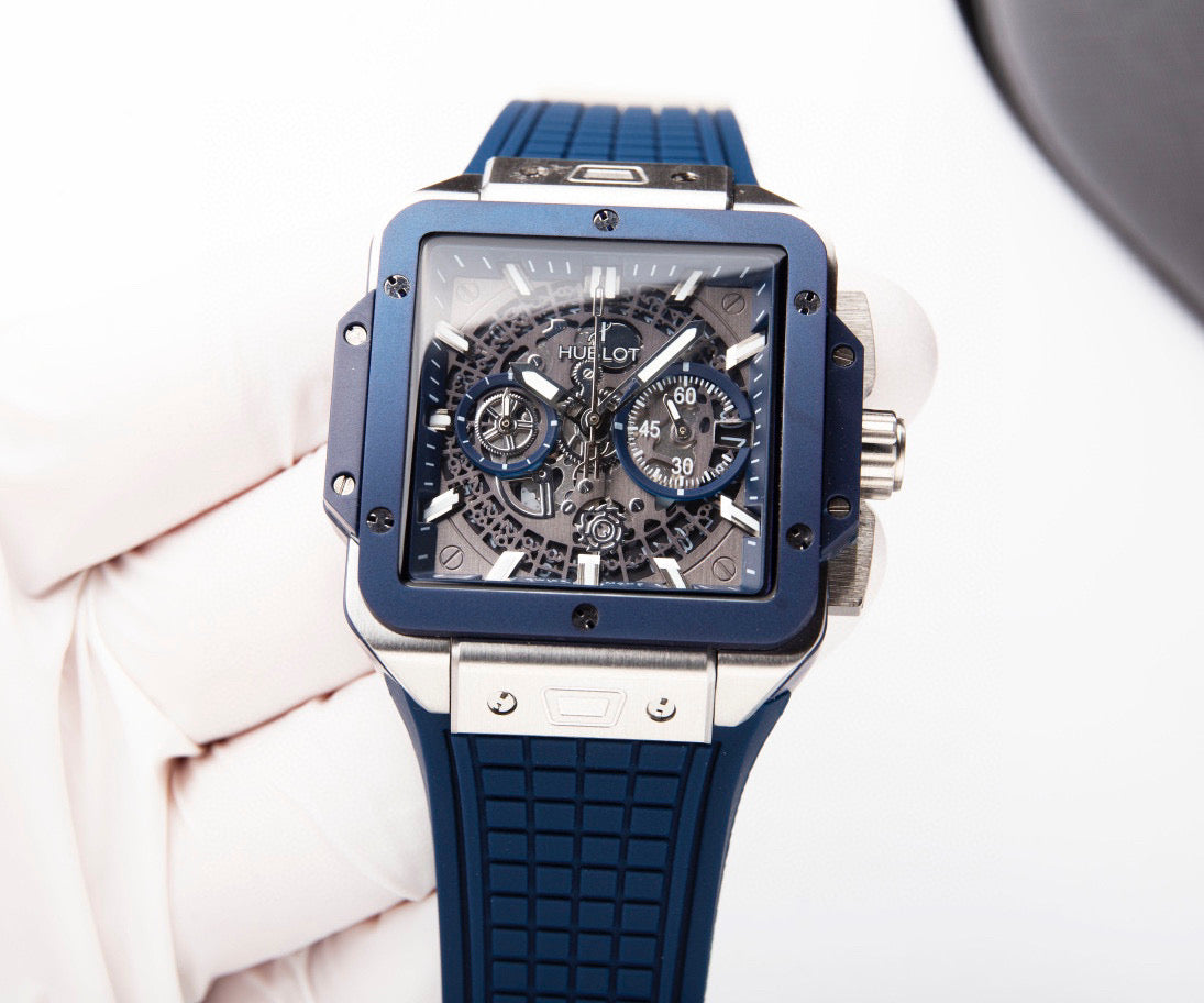 ウブロ HUBLOT スクエア・バンウニコ チタニウム ブルーセラミック821.NL.5170.RX