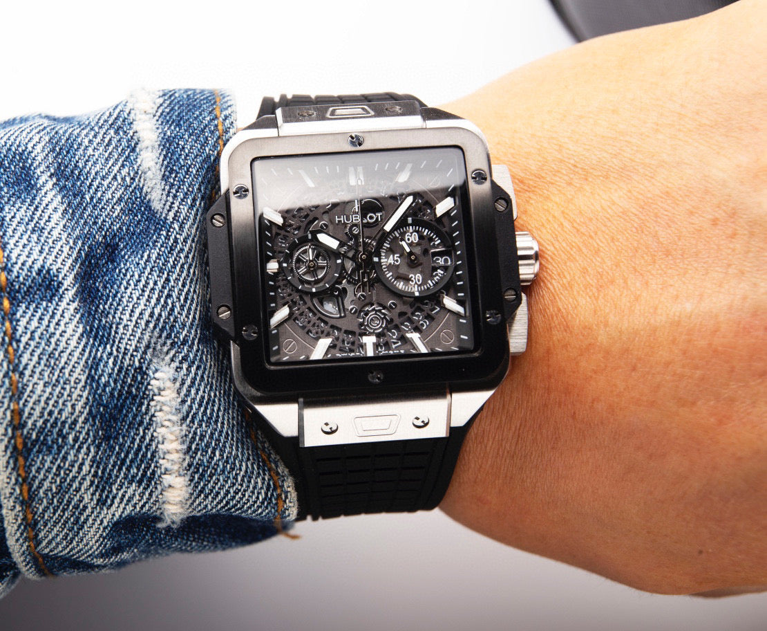 ウブロ HUBLOT スクエア・バンウニコ チタニウム ブルーセラミック821.NL.5170.RX