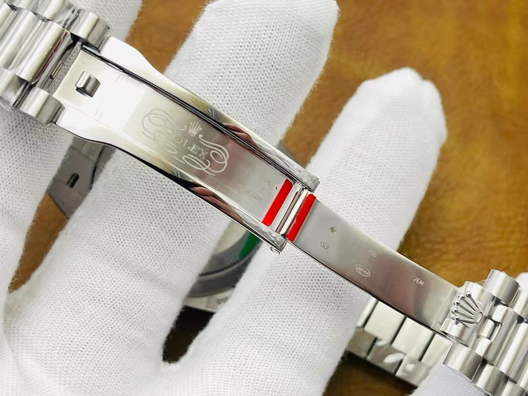 ロレックス デイデイト 40 プラチナ 228236-0012