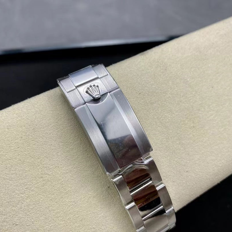 ロレックス GMTマスターII 126719BLRO