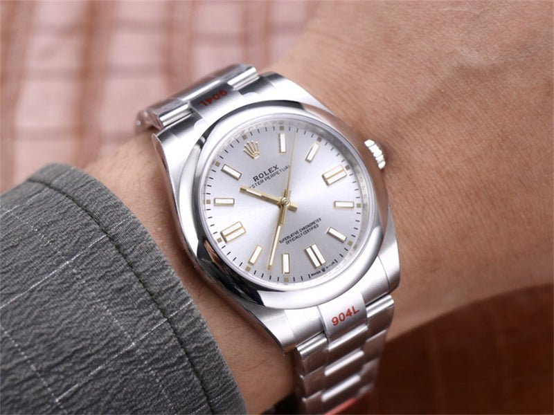 ロレックス オイスターパーペチュアル41 124300 - 浦山時計店