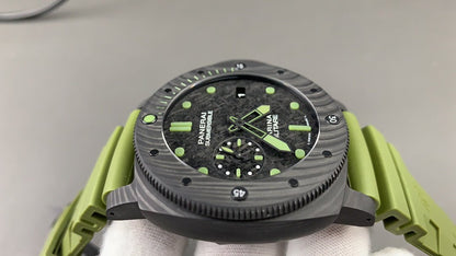 パネライ サブマーシブル マリーナ ミリターレ カーボテック™ - 47mm 世界限定33本 - 浦山時計店