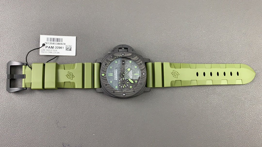 パネライ サブマーシブル マリーナ ミリターレ カーボテック™ - 47mm 世界限定33本 - 浦山時計店