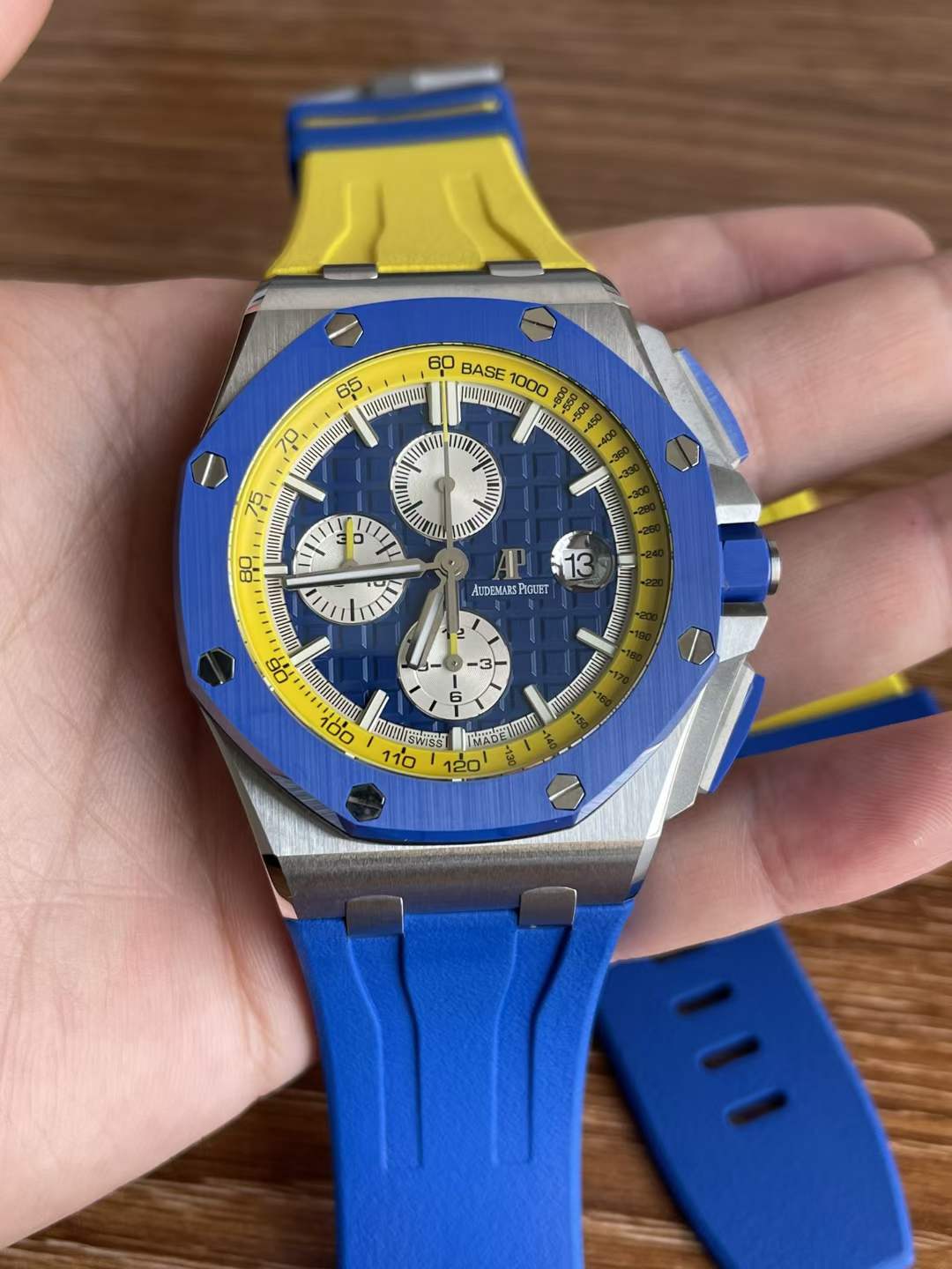 オーデマ ピゲ ロイヤル オーク オフショア 自動巻き クロノグラフ 26400SO.OO.A057CA.01