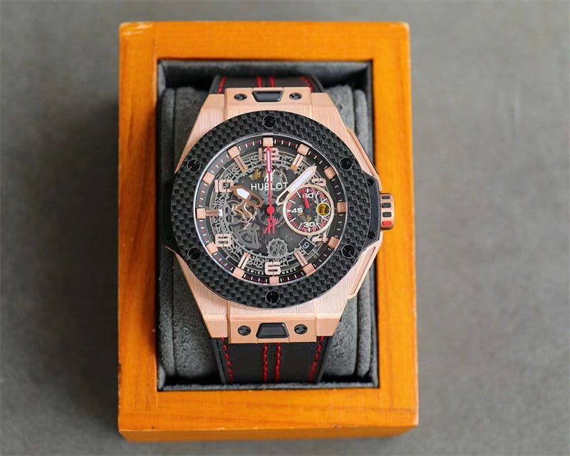 ウブロビッグバン フェラーリ キングゴールドカーボン 世界限定５００本 401.OQ.0123.VR - 浦山時計店