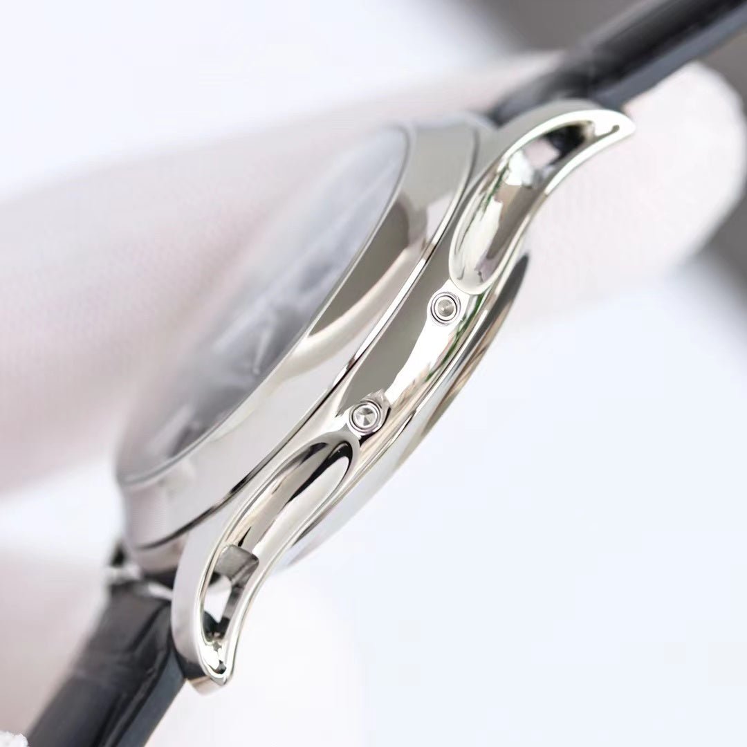 パテック フィリップ アニュアルカレンダー 5205G-001 - 浦山時計店