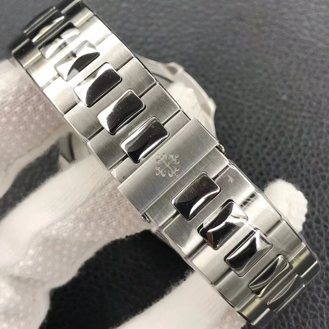 パテックフィリップ-5711 / 1A-014 ノーチラス5711ステンレス鋼/グリーン - 浦山時計店