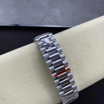 ロレックス デイデイト 40 228236-0008