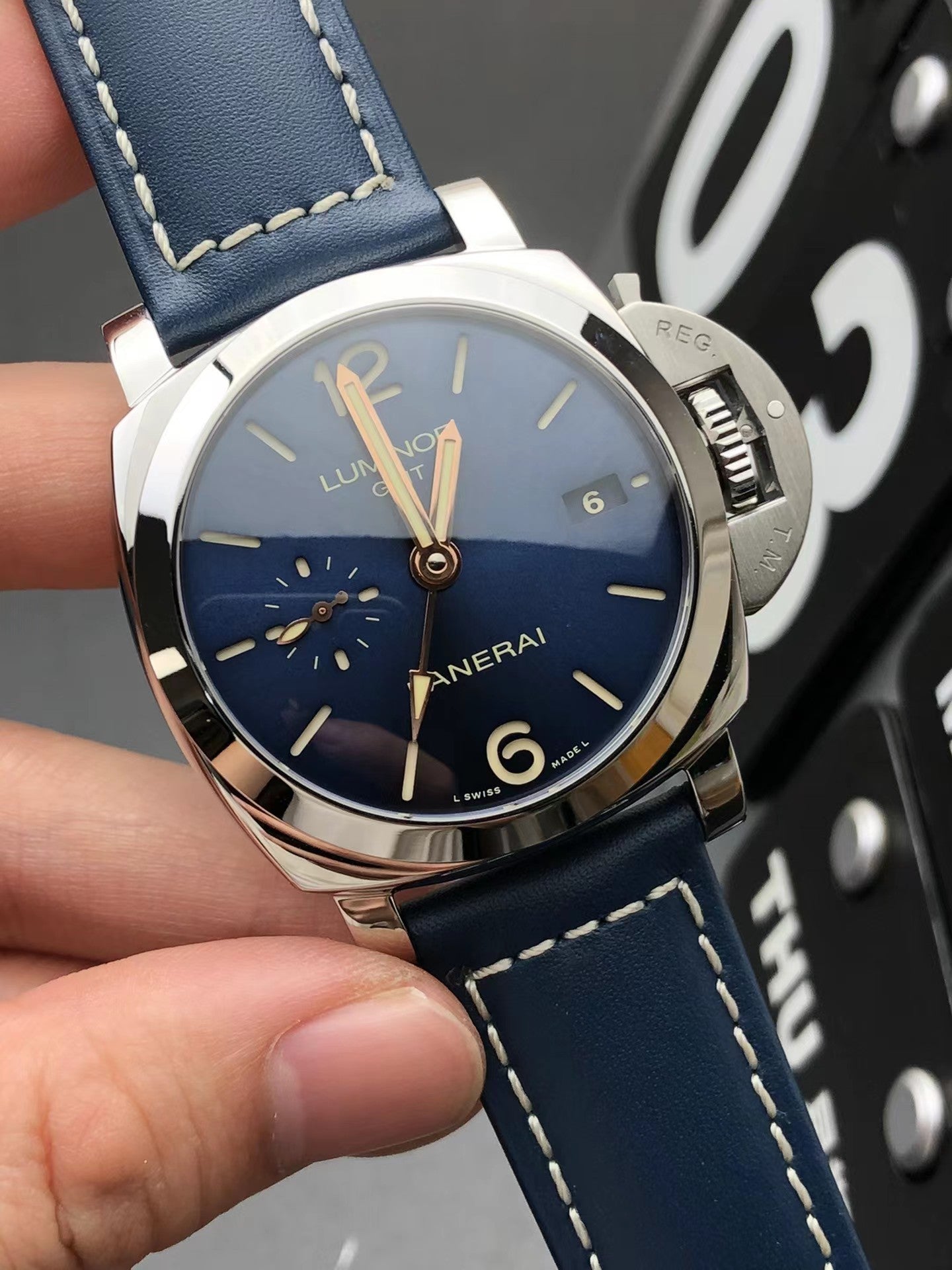 パネライ ルミノール 1950 3デイズ GMT オートマチック PAM00688