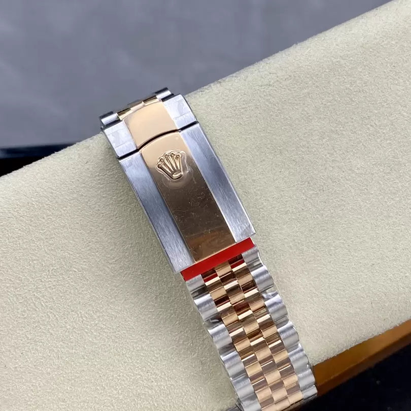 ロレックス デイトジャスト41 126331G