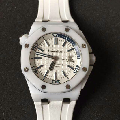 AUDEMARS PIGUETオーデマ・ピゲ ロイヤルオークオフショア ダイバー ホワイトセラミック15707CB.OO.A010CA.01 - 浦山時計店