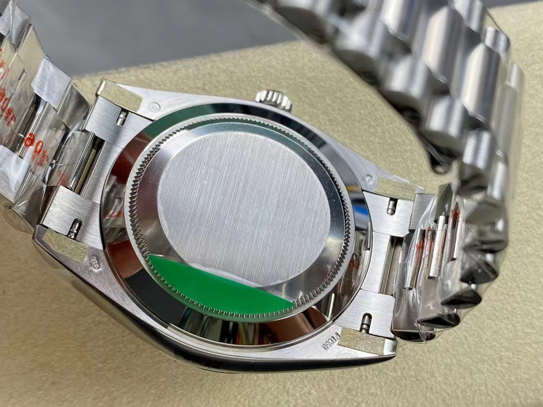 ロレックス デイデイト40 228236-0006