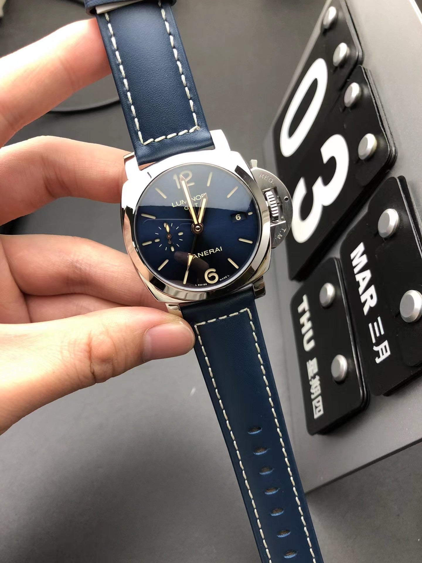 パネライ ルミノール 1950 3デイズ GMT オートマチック PAM00688