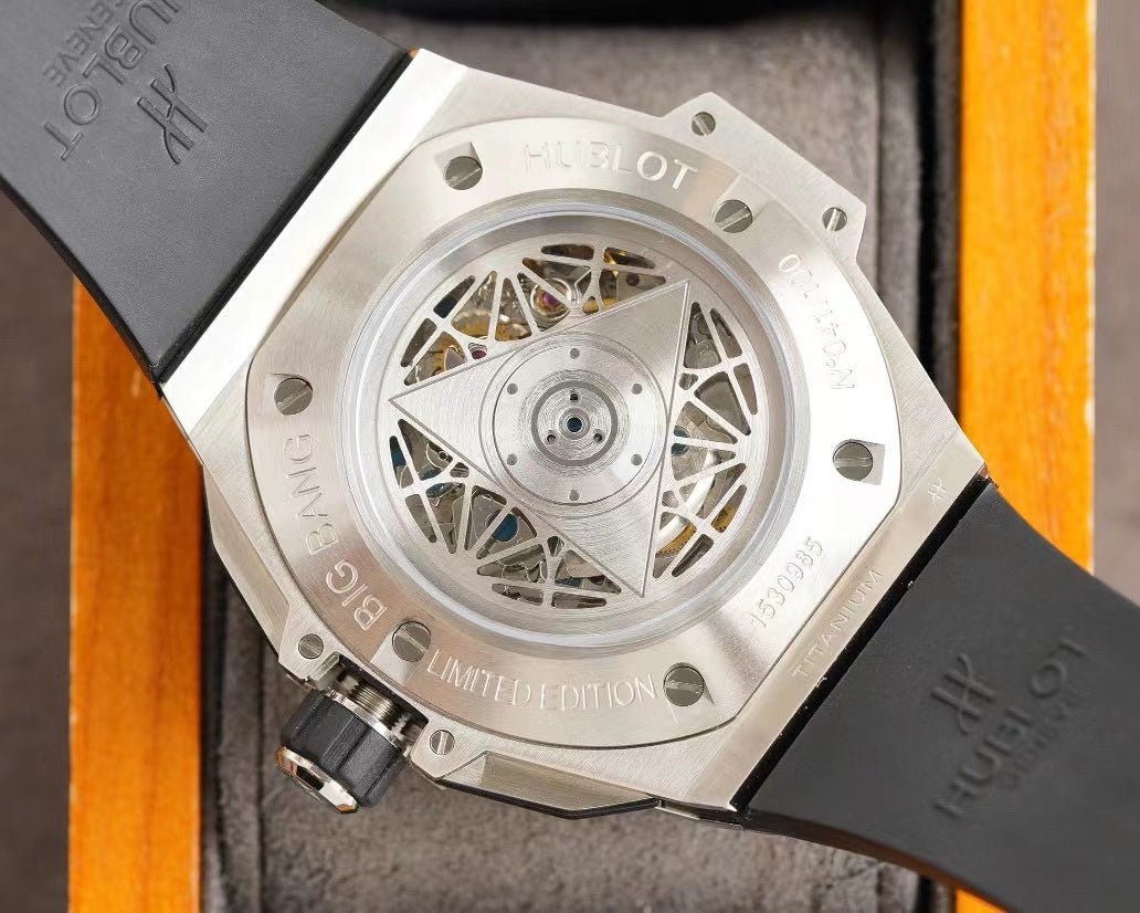 ウブロ ビッグバン ウニコ サンブルーII チタニウム パヴェ 418.NX.2001.RX.1604.MXM20 - 浦山時計店