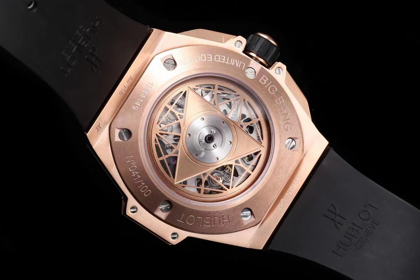 ウブロ ビッグバン ウニコ サンブルーII キングゴールドパヴェ 418.OX.1108.RX.1604.MXM20 - 浦山時計店