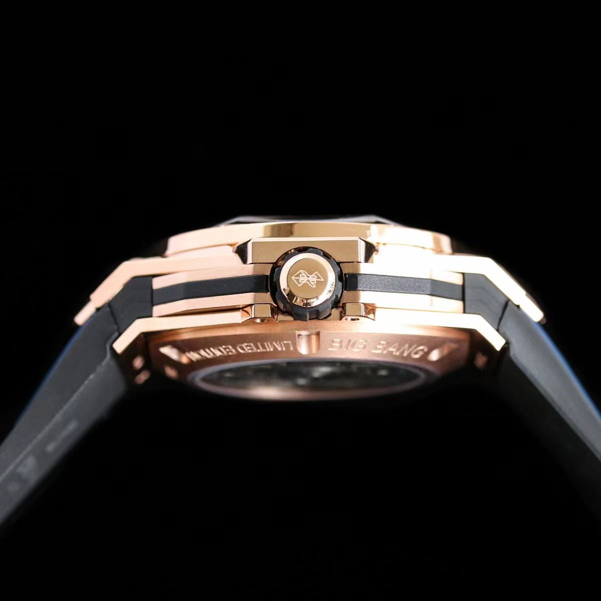 ウブロ ビッグバン ウニコ サンブルーII キングゴールド ブルー パヴェ 418.OX.5108.RX.1604.MXM20 - 浦山時計店