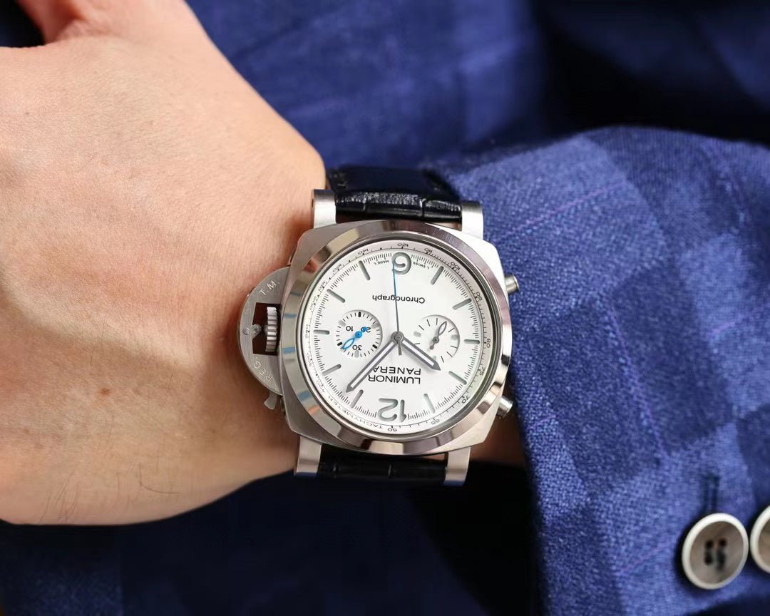 パネライ ルミノール クロノ PAM01109 ブラック 新品 - 浦山時計店