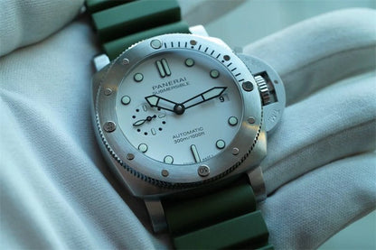パネライ サブマーシブル クアランタクアトロ ビアンコ PAM01226 - 浦山時計店