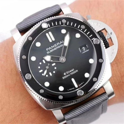 パネライ サブマーシブル クアランタクアトロPAM01288 - 浦山時計店