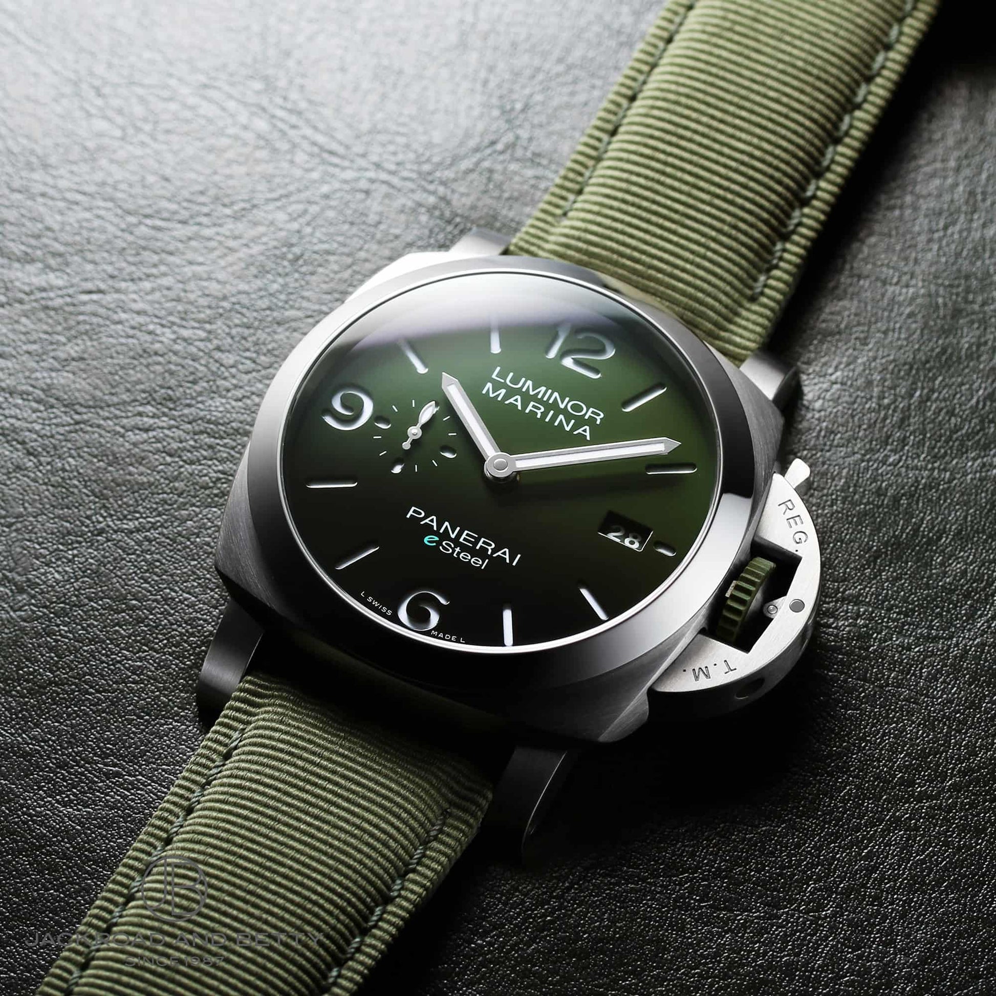 PANERAI パネライ ルミノールマリーナ ESteel ヴェルデ ズメラルド PAM01356 - 浦山時計店