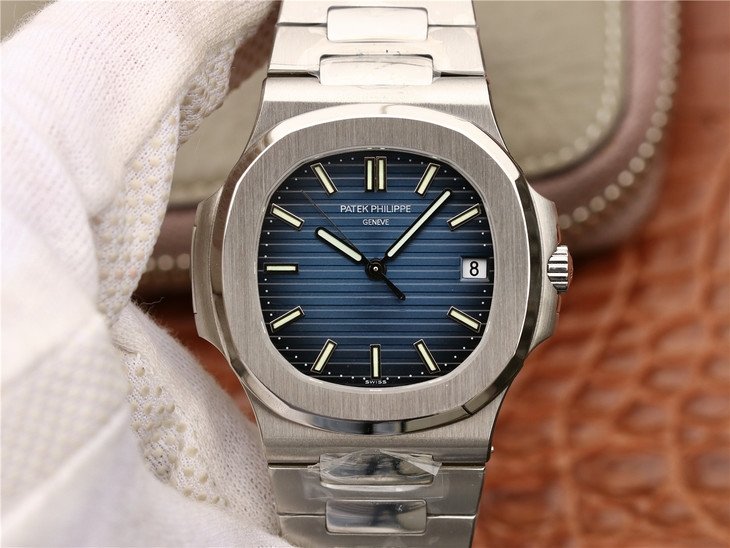 PATEK PHILIPPEパテック・フィリップ ノーチラス 5711/1A-001 - 浦山時計店