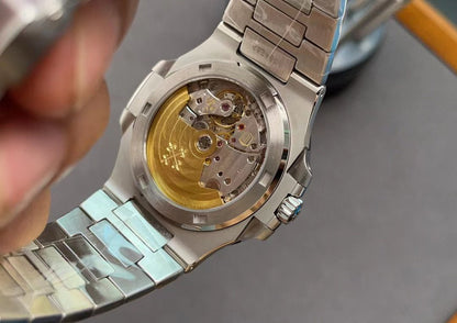 パテックフィリップ（PATEK PHILIPPE）ノーチラス 5811/1G-001 - 浦山時計店