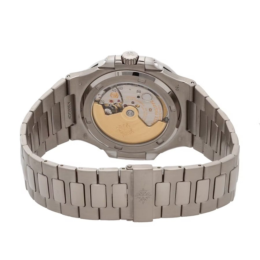 パテックフィリップ ノーチラス ベゼルダイヤ Ref.5713/1G-010 - 浦山時計店