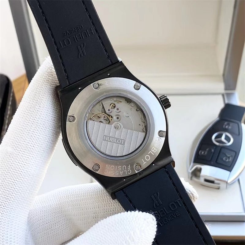 ウブロ クラシックフュージョン ブラックセラミック YOSHIDA限定88本511.CM.1470.RX.MYOS - 浦山時計店